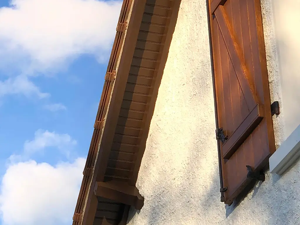 dessous-de-toit-bois-01