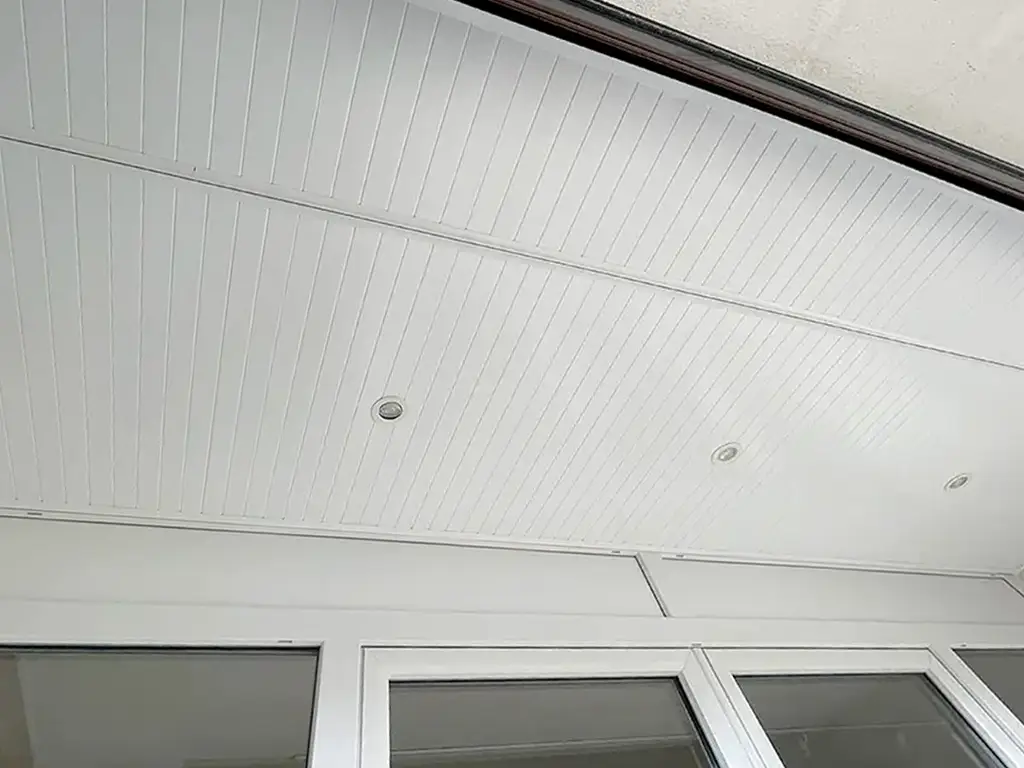 dessous-de-toit-pvc-03