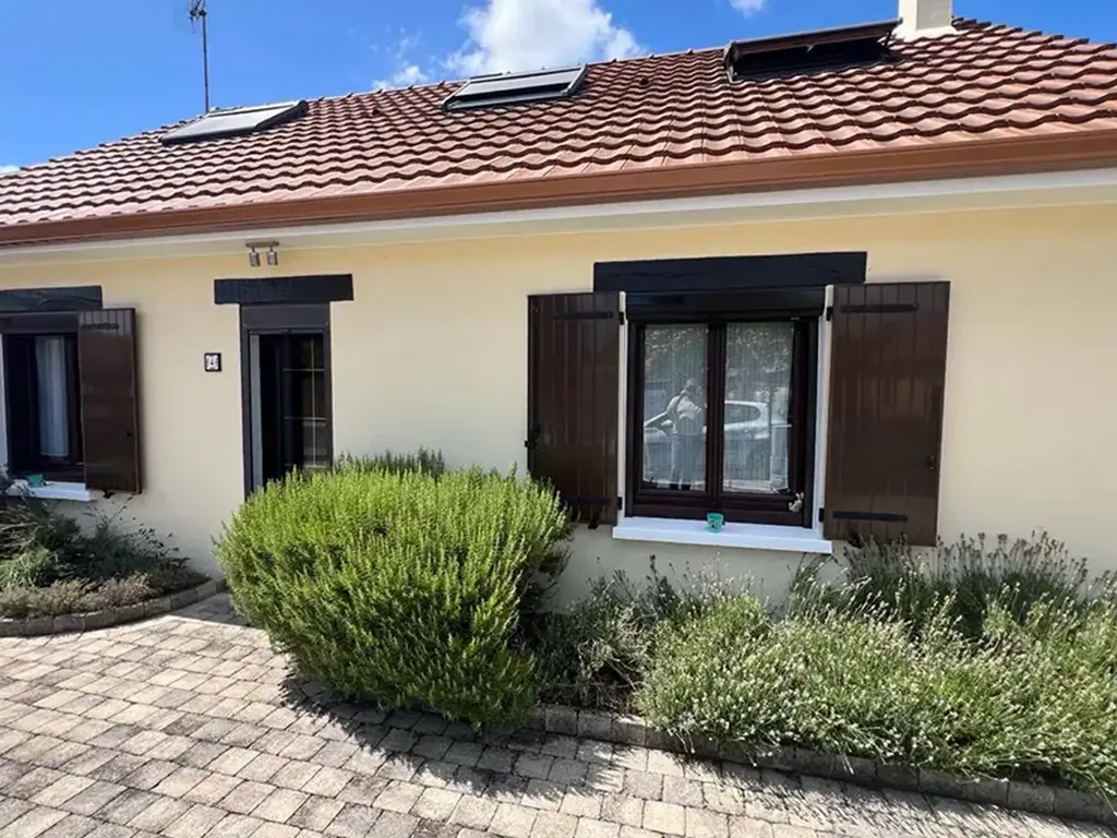 volets-battants-marron